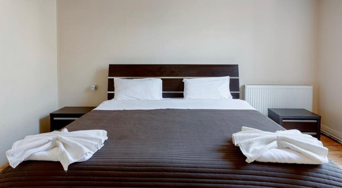 טביליסי Lovely Dulcet Loft In Center Of Rustaveli מראה חיצוני תמונה
