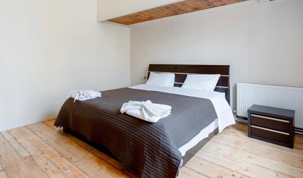 טביליסי Lovely Dulcet Loft In Center Of Rustaveli מראה חיצוני תמונה